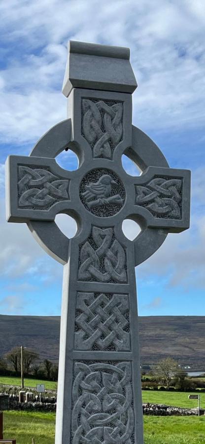 Burren Court Lodge Ballyvaughan Bagian luar foto