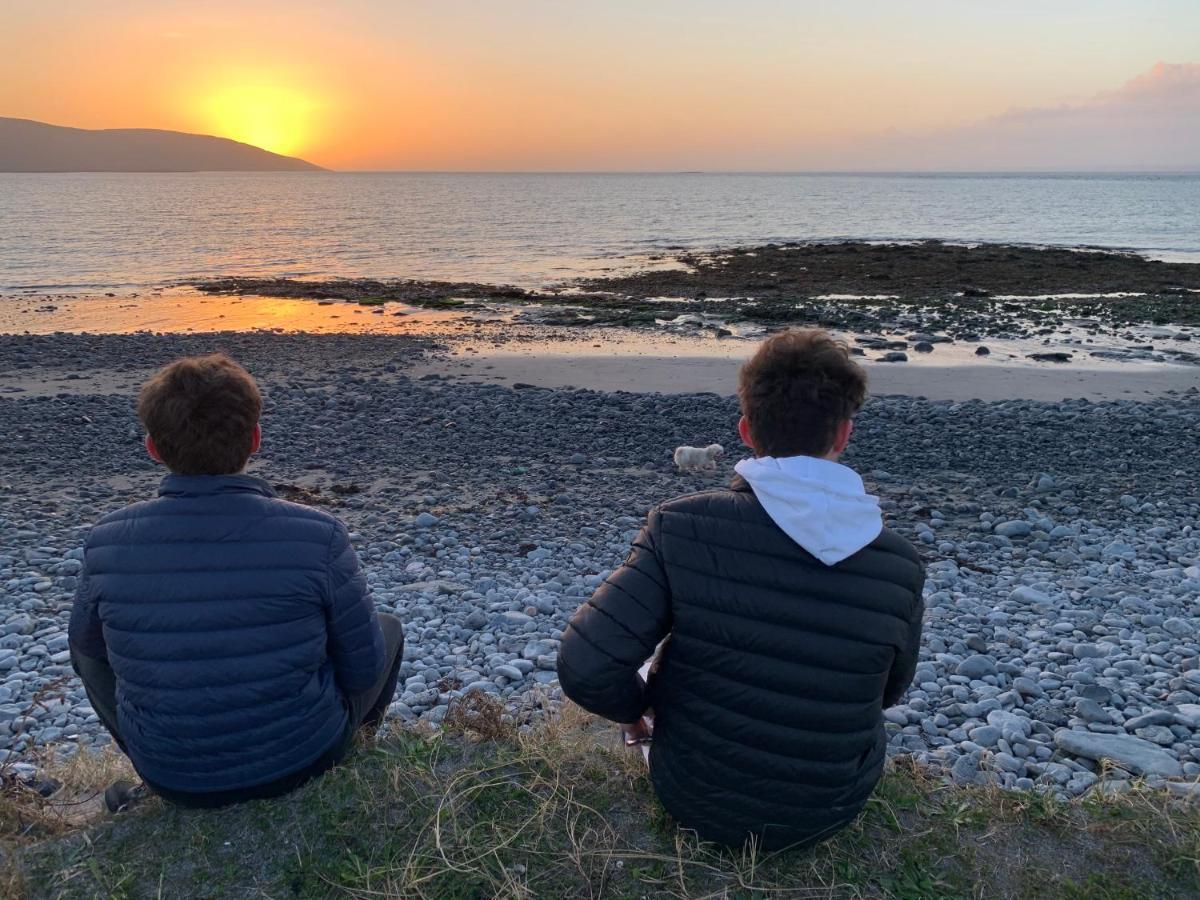 Burren Court Lodge Ballyvaughan Bagian luar foto