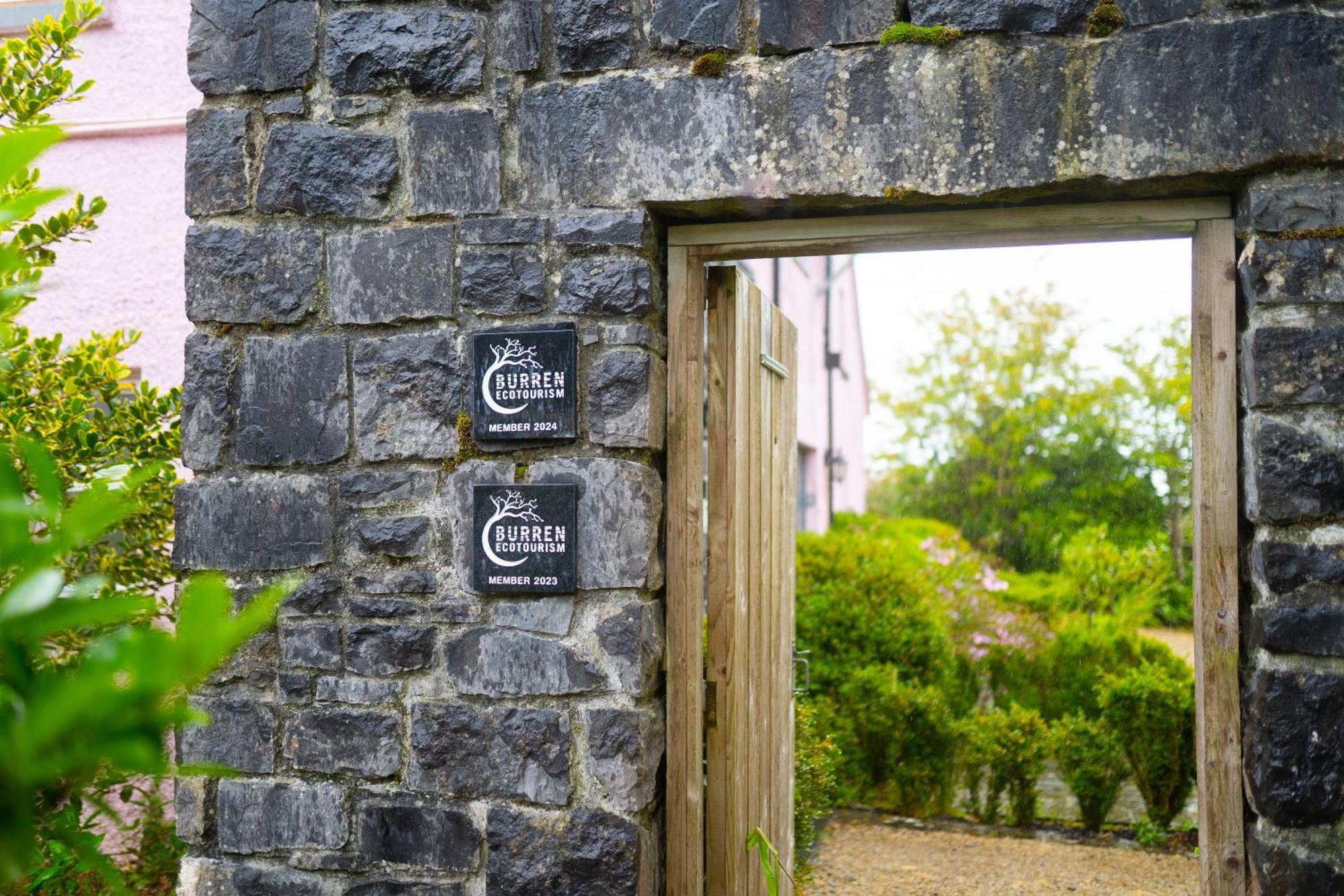 Burren Court Lodge Ballyvaughan Bagian luar foto